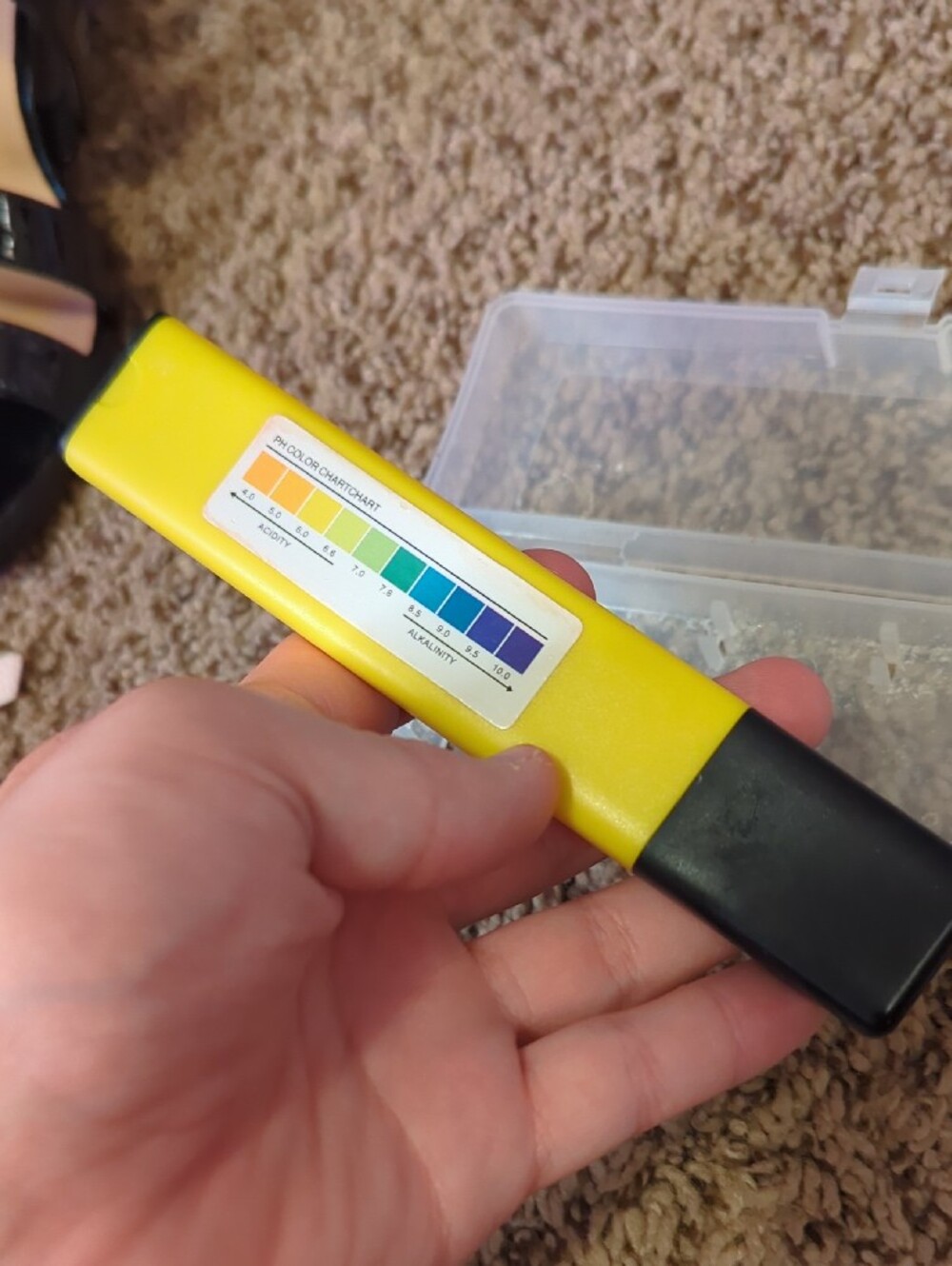 Digital pH Meter Tester in Yellow and Black - Picture 6 of 10